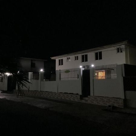 Adis Hotels Ibadan Esterno foto