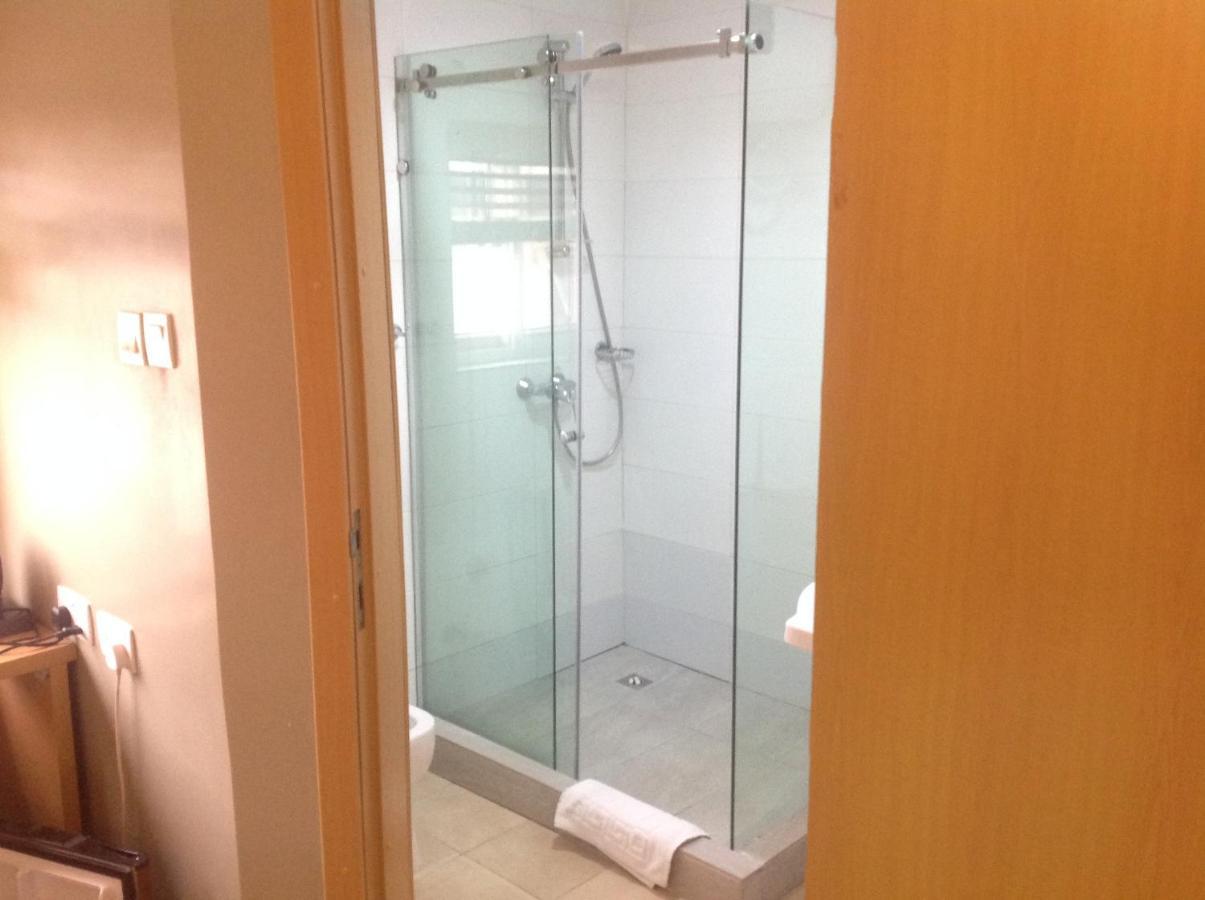 Adis Hotels Ibadan Esterno foto