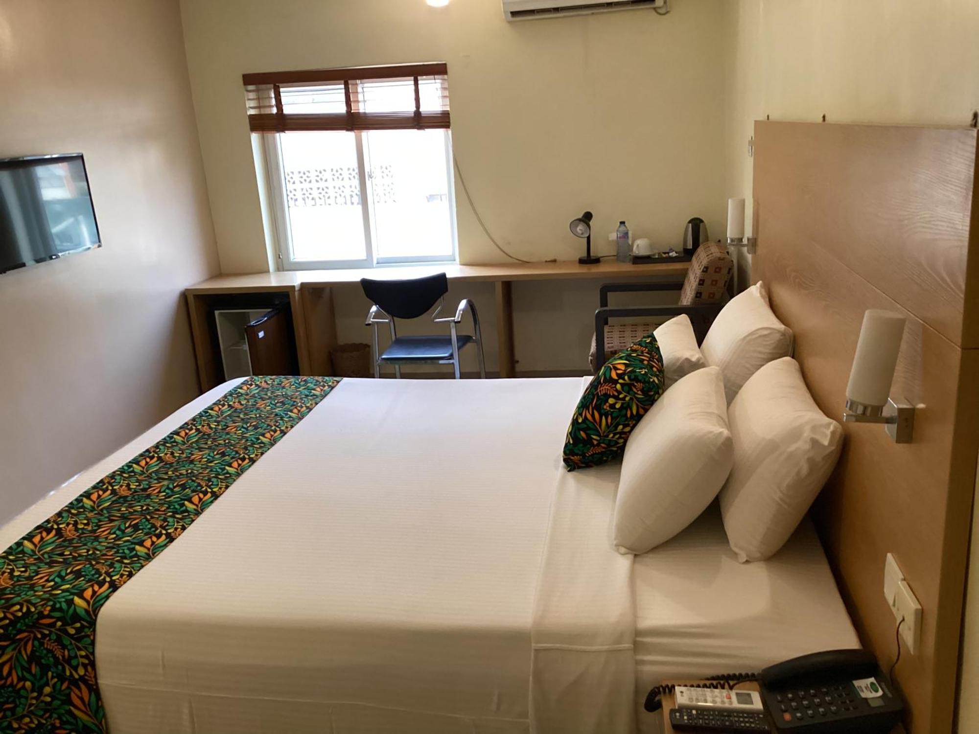 Adis Hotels Ibadan Esterno foto