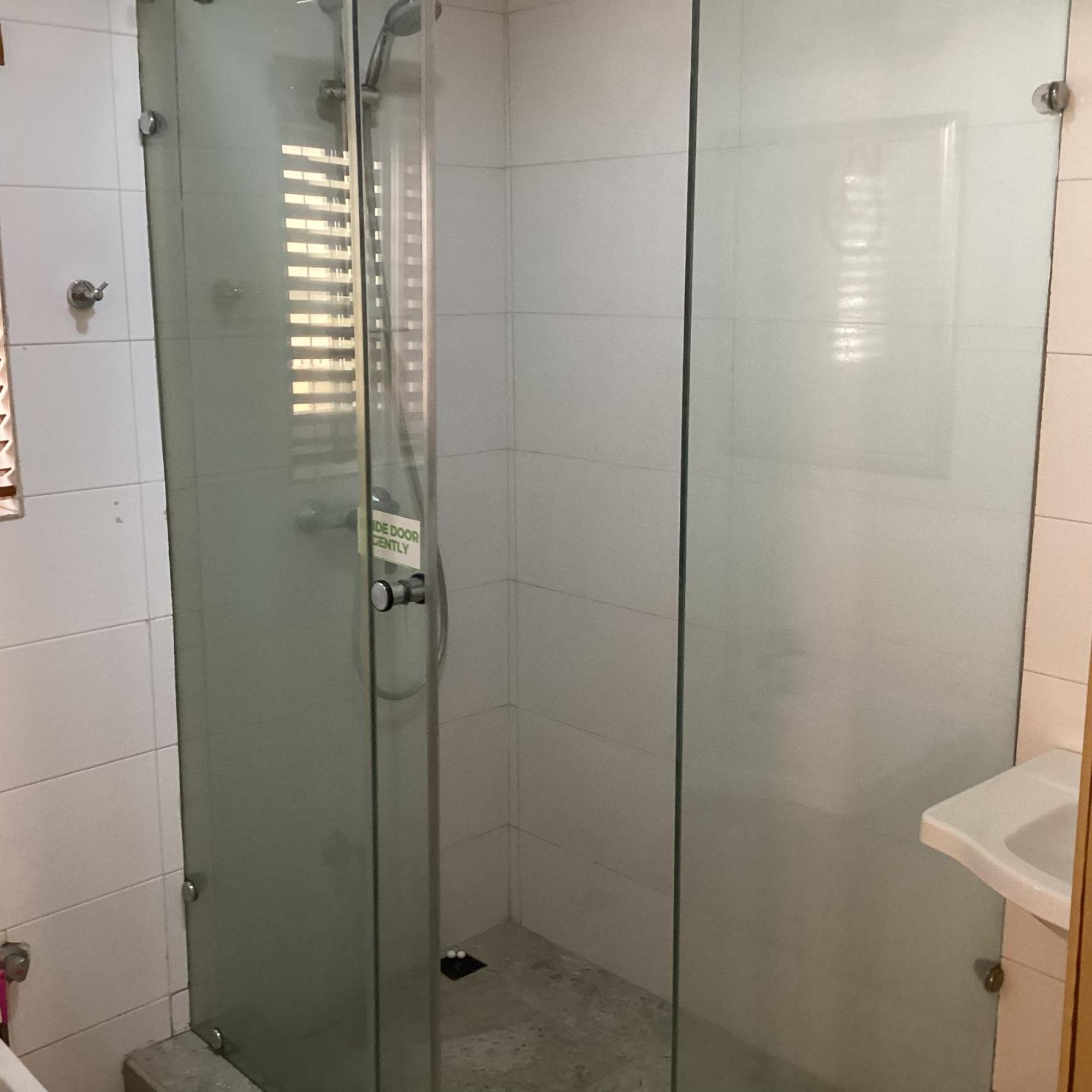 Adis Hotels Ibadan Esterno foto