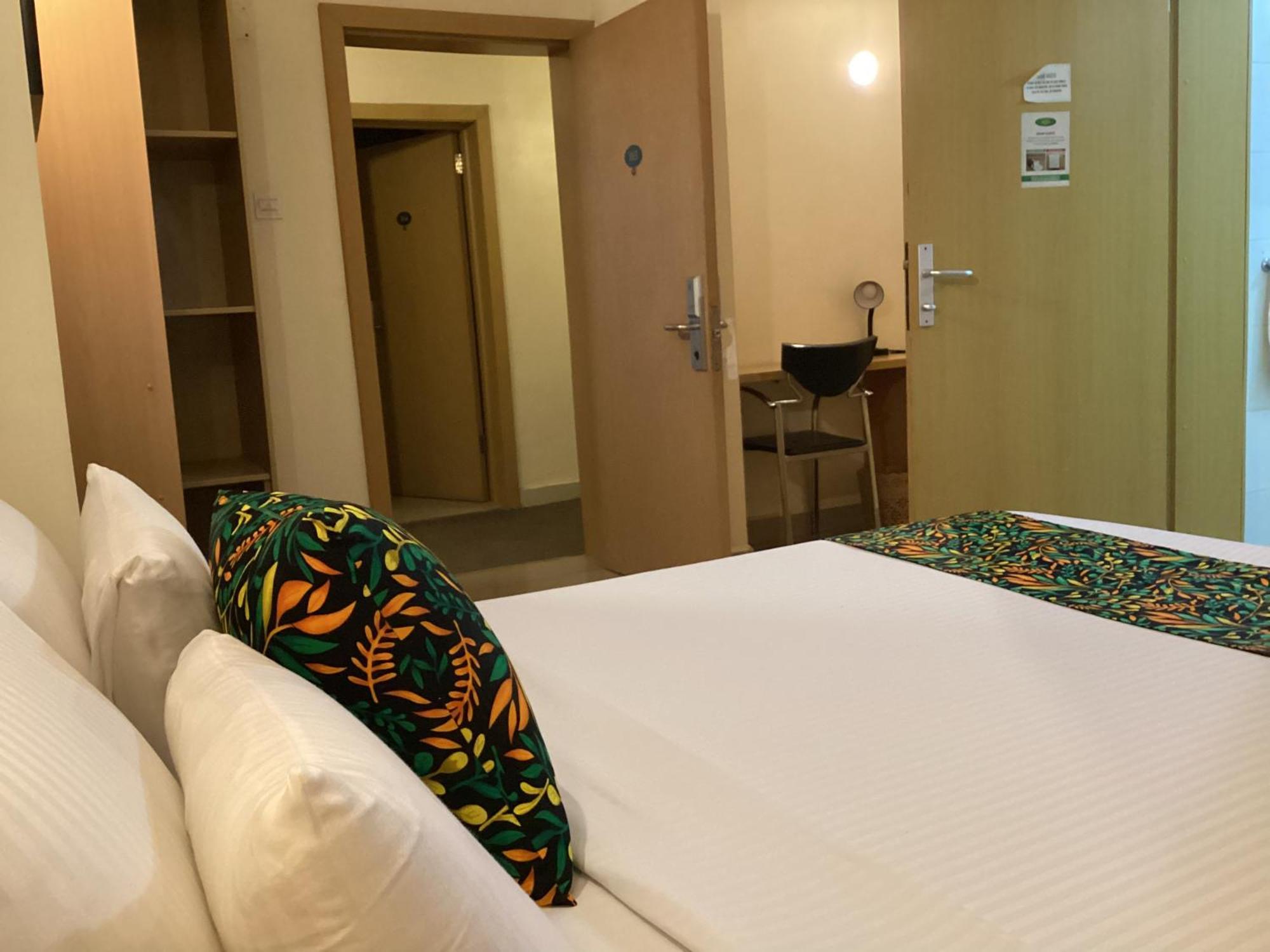 Adis Hotels Ibadan Esterno foto