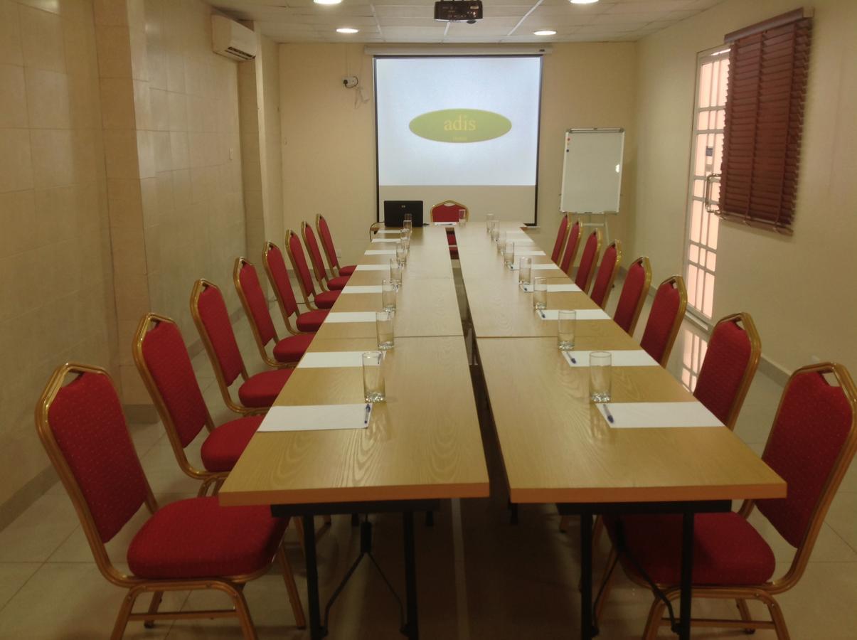 Adis Hotels Ibadan Esterno foto